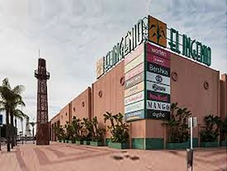 Centro Comercial El Ingenio (Vélez, Málaga)